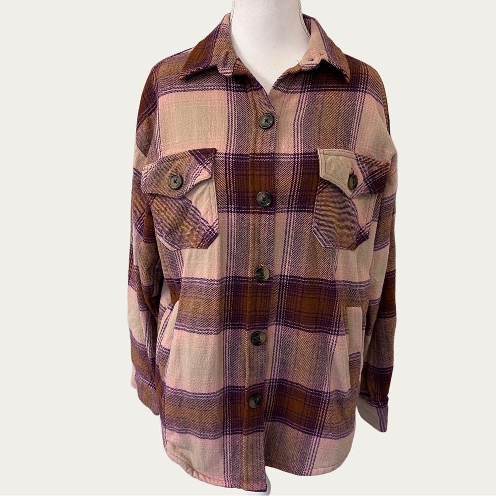 Plaid Flannel Button-Up Women's Shirt‎ Small
